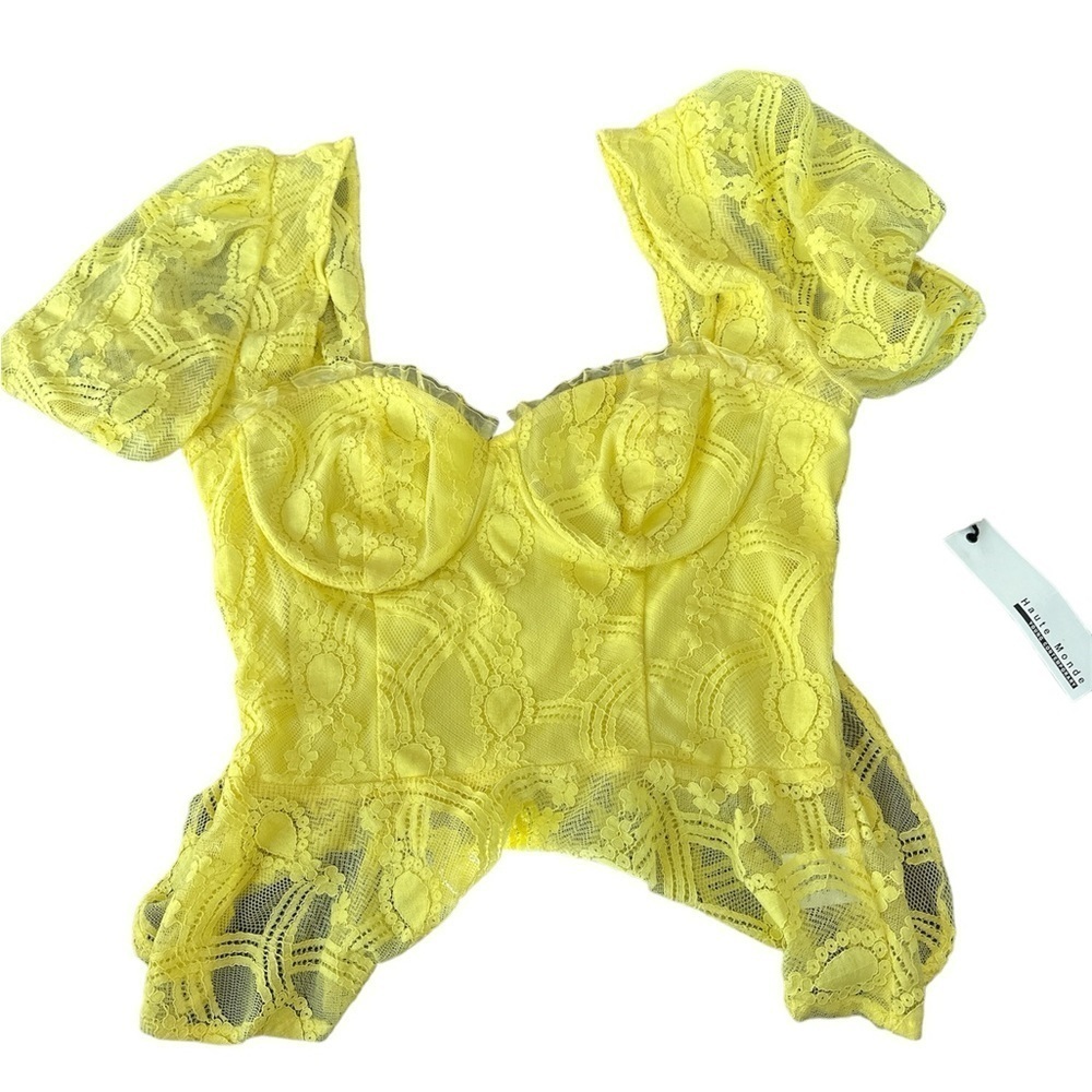 Haute Monde young contemporary yellow lace peplum crop stop medium NWT